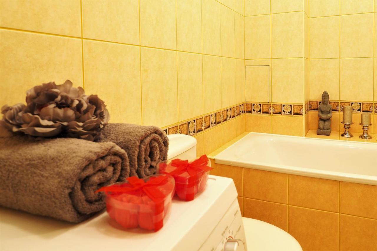 Kghn Apartments Tkacka 슈체친 외부 사진